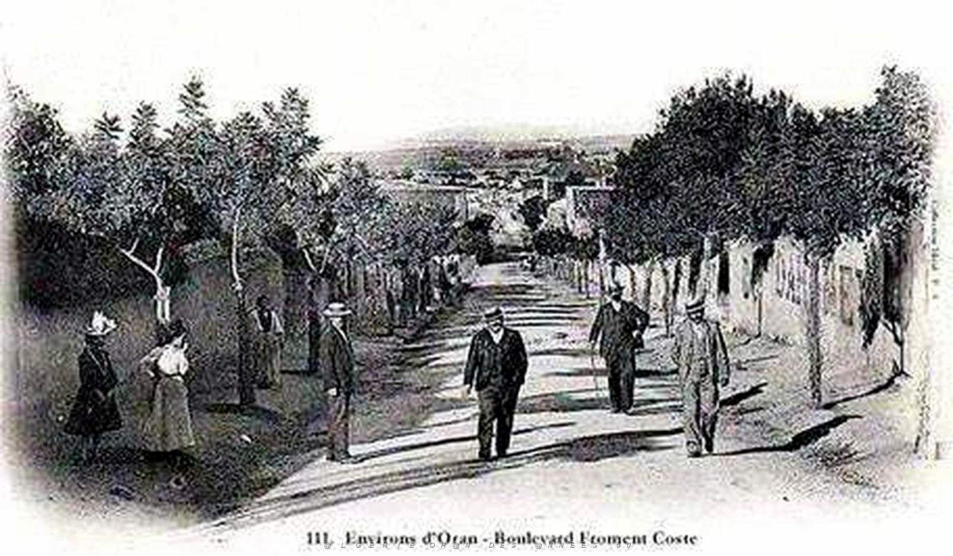 Oran-Saint-Eugene - Boulevard Froment Coste.jpg